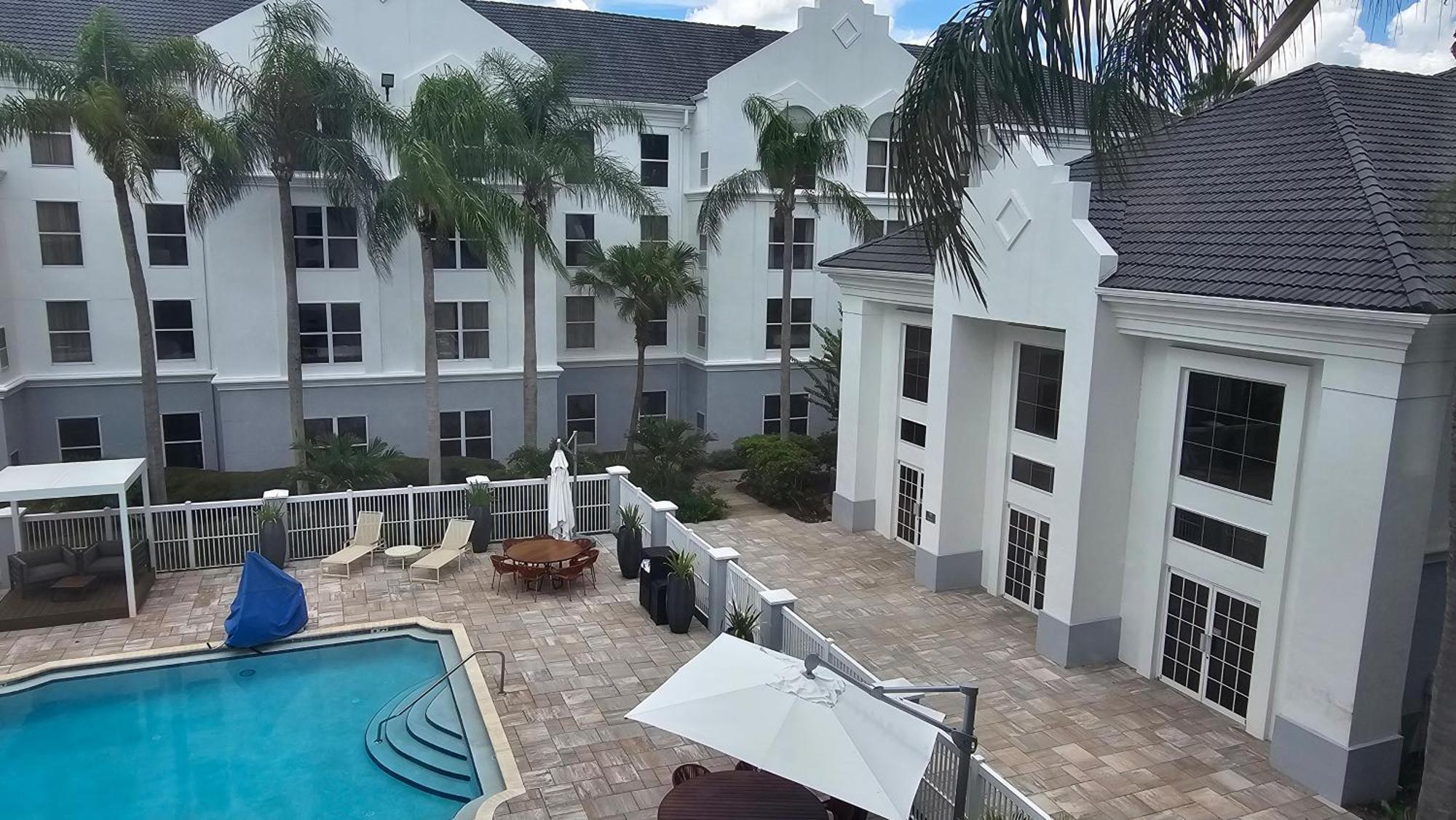 Montreal Suites Orlando Exterior photo
